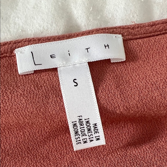 Women's Ruffled Rust Top - Picture 2 of 5